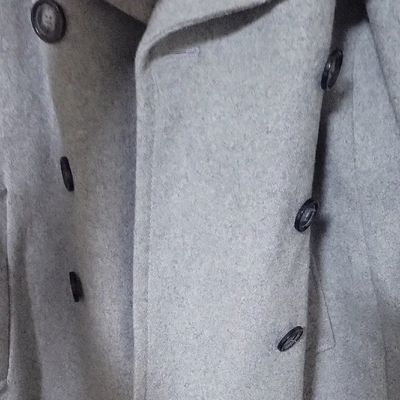 Old Navy Gray Pea Coat with Notched Lapel and Structured Silhouette - Picture 3 of 5